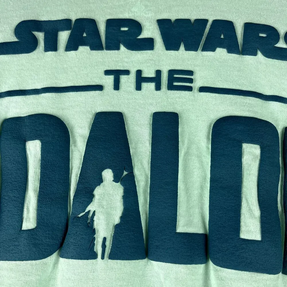 Disney Star Wars Mandalorian Spirit Jersey Adult XL Green Baby Yoda Long Sleeve - Picture 12 of 13